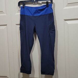 Lululemon Athletica Navy and Royal Blue Cropped Leggings Size 6